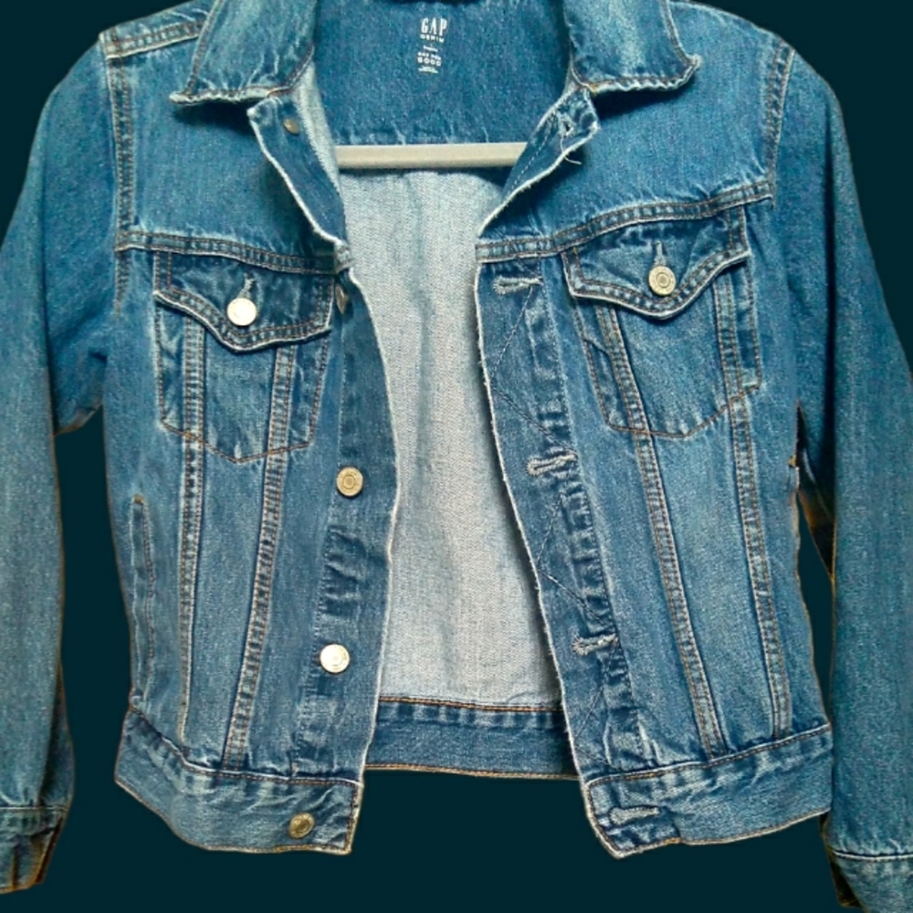 GAP Icon Denim Jacket w/ Washwell